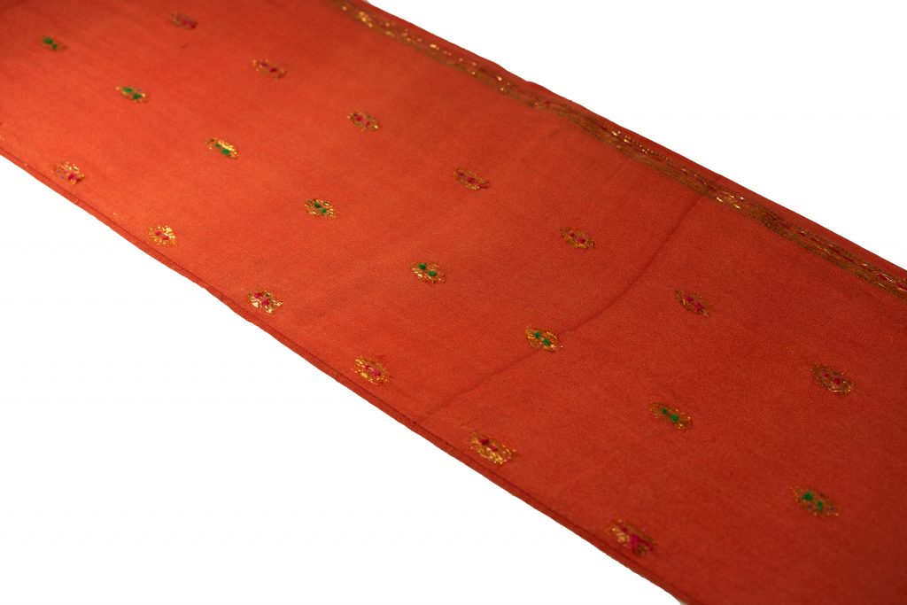 Table Runner – Mixed Coloured Sari’s – Chaircovers Over all